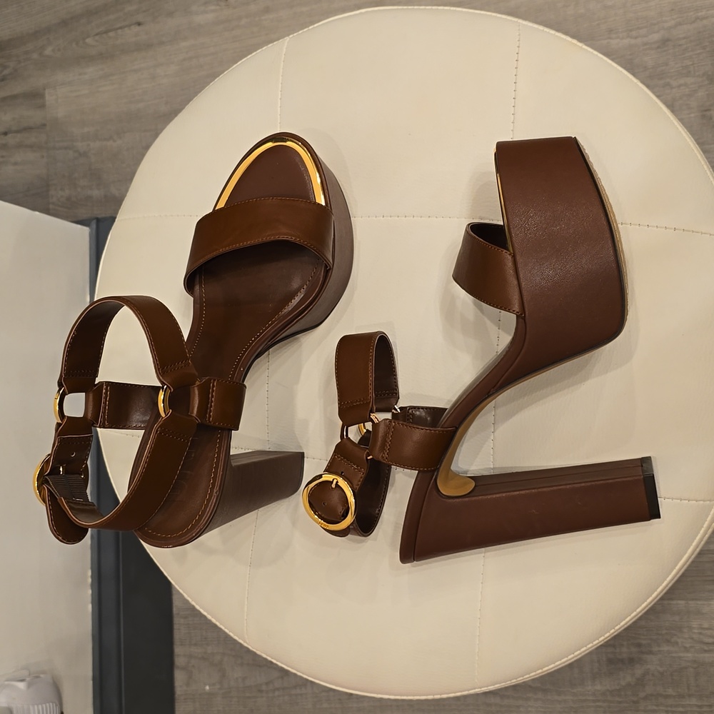 Shila DKNY Brown High Heel Platform Strappy Sandals Shoes Gold Hardware 8 1/2 9 - Picture 11 of 11